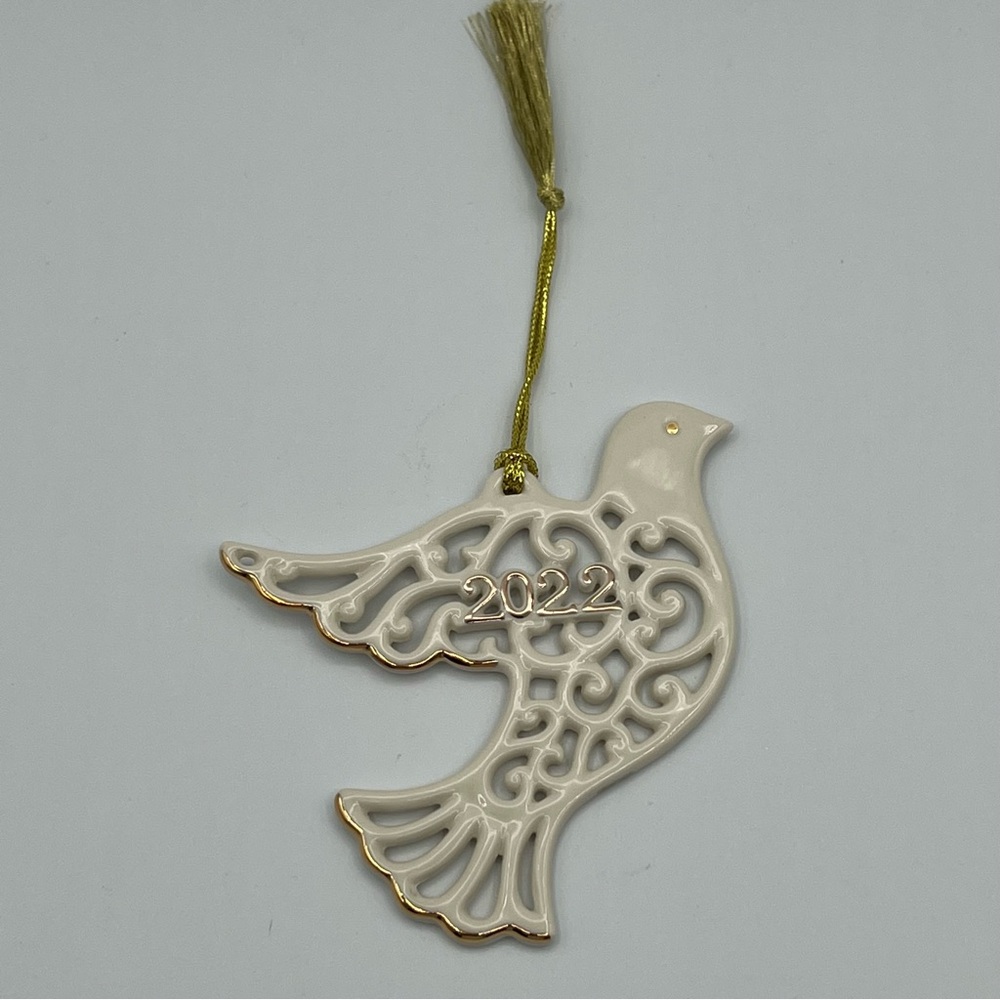 NEW Lenox Pierced Dove 2022 Porcelain Ornament Annual Christmas Holiday 4.75”